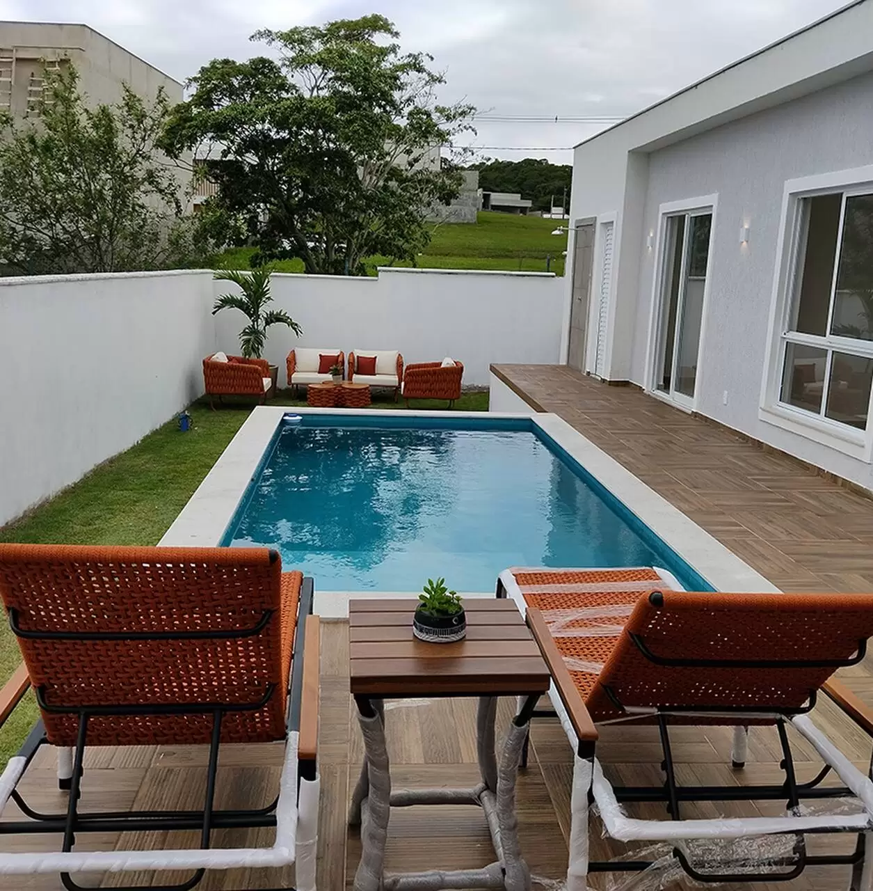 5_Easy-Resize.com-1